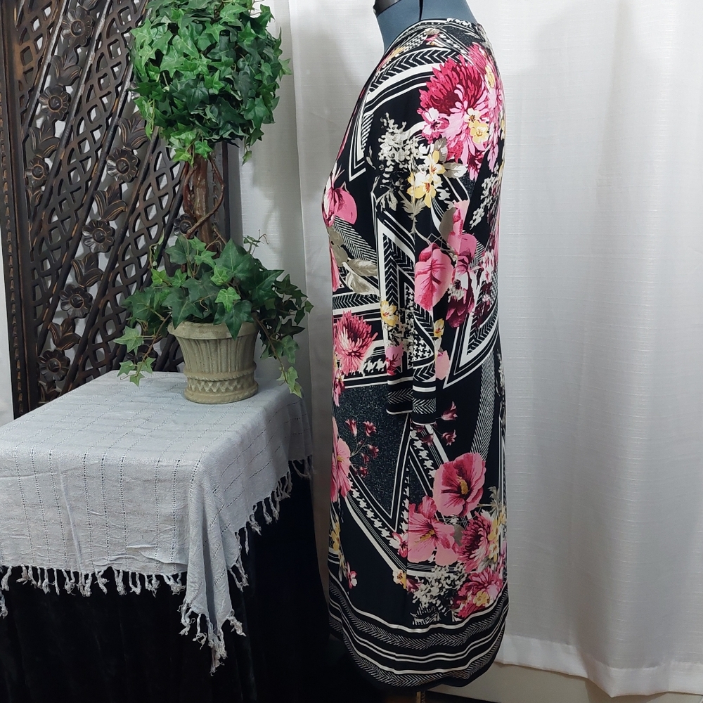 JM Collection Shift Dress - Picture 3 of 7